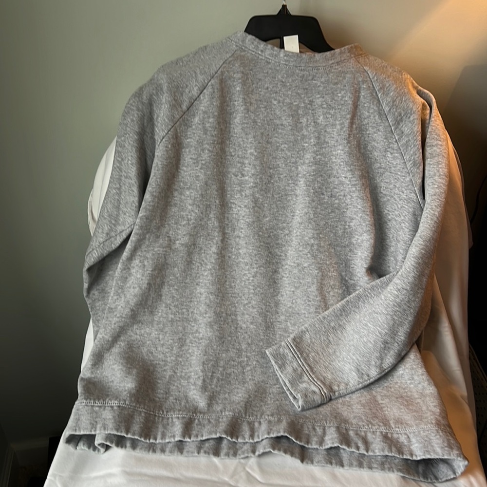 Gray crewneck sweatshirt